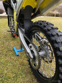 Suzuki RMZ 250 - 6