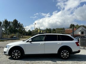 Škoda Octavia Combi SCOUT2.0 TDI DSG 4x4 - 6