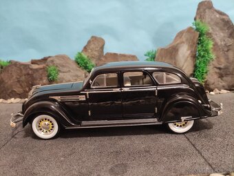 Prodám model 1:18 chrysler airflow 1936 - 6