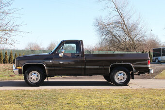 1984 GMC Sierra 2500 - vynikající původní stav - 6