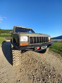 Jeep Cherokee XJ 4.0 - 6