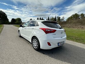 Hyundai i30 1,4 2012 - 6