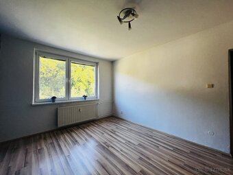 Trenč. Teplice - Veľký 2 izb.  byt 70 m2 +  loggia  - na pre - 6