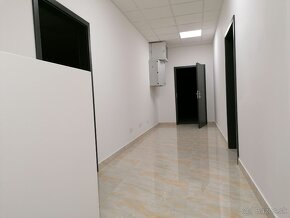 Na prenájom 980 m2 skladovo-kancelársky objekt BB - 6