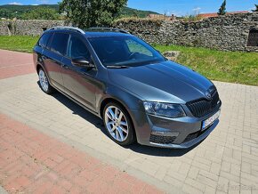 ŠKODA OCTAVIA III 2.0 TDI RS DSG COMBI - 6