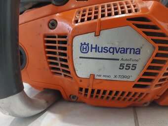 Predám pílu husqvarna 555 x-torq - 6