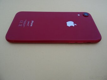 iPhone XR 128GB RED - ZÁRUKA 1 ROK - VELMI DOBRY STAV - 6