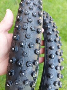 SCHWALBE ICE SPIKER PRO 2 - 6