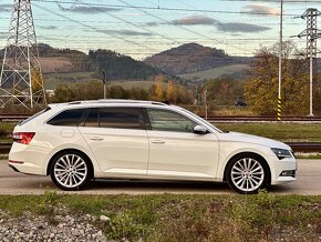 Škoda Superb combi 2.0tdi 140kw DSG 4x4, webasto, panorama - 6