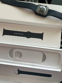 Apple Watch series 8 45mm - 6