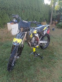 Yamaha yz450f 2009 - 6