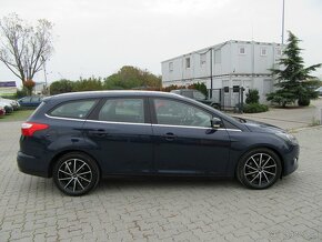 Ford Focus Kombi 1.6 - 6