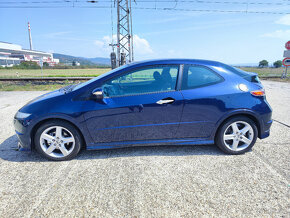 Honda Civic 1.8 - 6