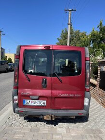 Opel Vivaro 2.5CDTI - 6