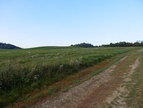 Na predaj veľký inv. pozemok vo Sverepci pri Pov. Bystrici - 6