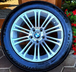 alu R17 5x120, senzory, zimné pneu 225/55, BMW F10 / F11 - 6