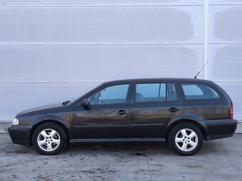 Skoda Octavia 2.0MPI 85kw - 6