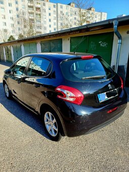 Peugeot 208 1.2 60kw Benzín 2014 Urban Soul - 6