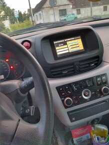 NISSAN ALMERA TINO 1,8L - 6