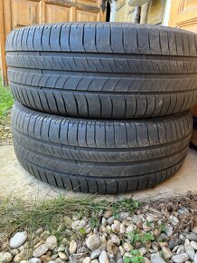 215/60 r16 Michelin - 6