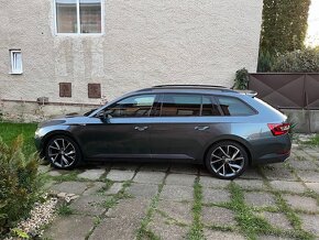 Skoda Superb 2.0Tdi 140kw Sport Line - 6