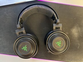 Razer Nari Wireless Headphones (RZ04-02680100-R3M1) - 6