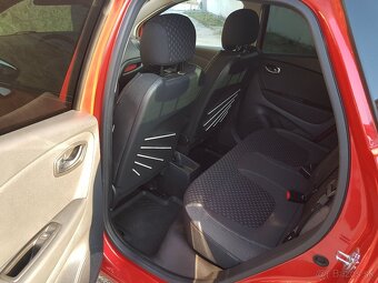 na predaj Renault Captur TCe 120 Intens AUTOMAT, 9/2017 - 6