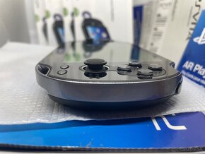 PS VITA PCH-1004 - 6