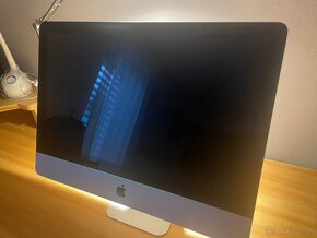 Apple iMac (21.5-inch, Mid 2010) - 6