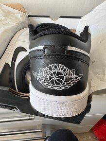 Tenisky Nike Jordan 1 Low Black/White - 6