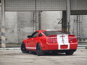 Ford Shelby GT500 - 6