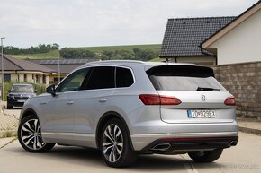 Volkswagen Touareg 3.0 V6 TSI Elegance 4Motion Tiptronic - 6