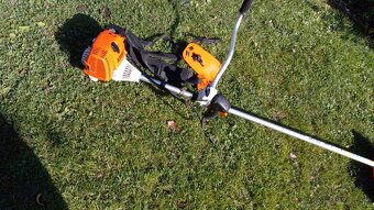 Krovinorez Stihl fs130 - 6