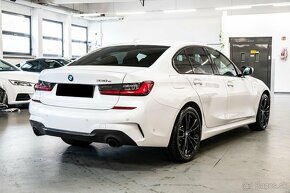 BMW 330e - 6