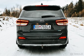 KIA SORENTO 2.2 CRDi 4x4 - 6