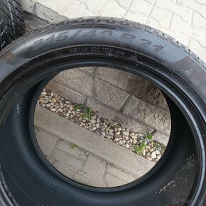 Predam zimné pneu. PIRELLi  275/45 R21 + 315/40 R21 - 6