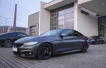 BMW F32 kupé 435i ČR mPaket servisní kn historie - 6