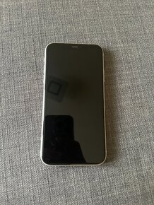 Predám iPhone 11 128GB - 6