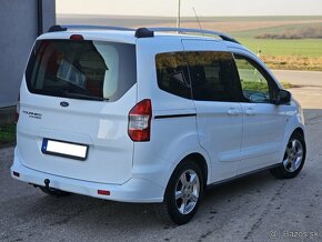 Ford Tourneo Courier 1.0 EcoBoost - 6