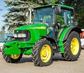 JOHNN DEERE 5820 - 6