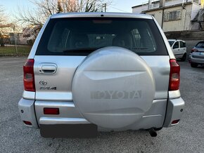 TOYOTA RAV4 2.0 D-4D - 6