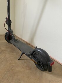 Xiaomi Electric Scooter 3 Lite (stav novej) - 6