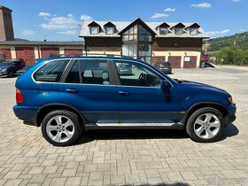 BMW X5 4.4i A/T - 6