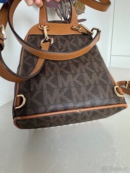 Michael Kors mini ruksak / kabelka - 6