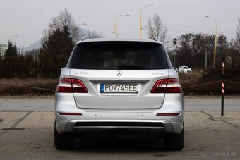 Mercedes-Benz ML 350 BLUETEC 4 MATIC - 6