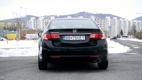 Honda Accord 2.0 i-VTEC - 6