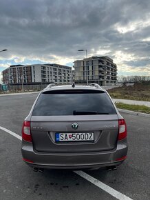 Škoda Superb Combi 3.6 FSI V6 4x4 Elegance DSG - 6