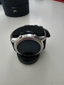 Vivo X80Pro 12GB/256GB a Samsung gear S3 Classic - 6