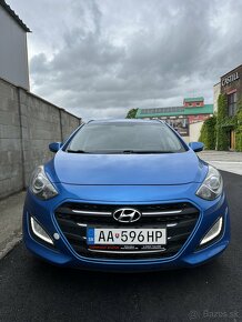 Hyundai i30 CW 1.6i GDi - 6