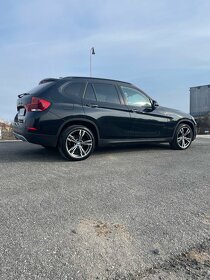 BMW X1 2015 18d E84 SPORTLINE - 6